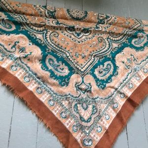 Women’s vintage scarf